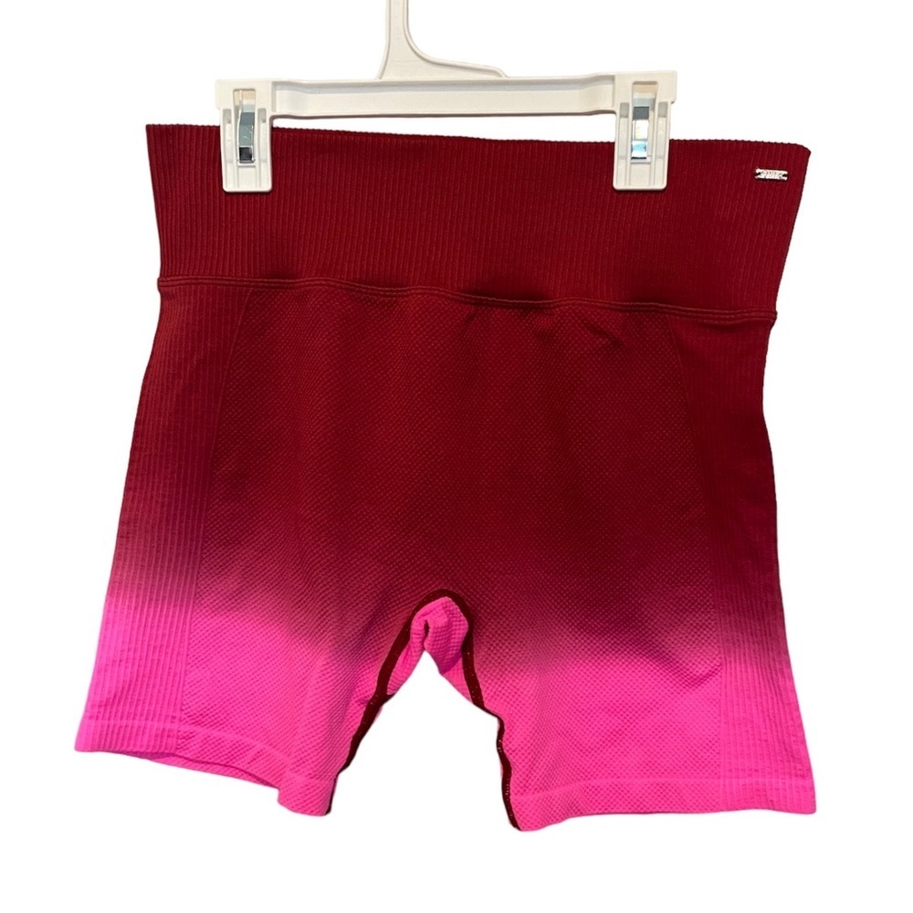 Victoria’s Secret Pink Active bike shorts